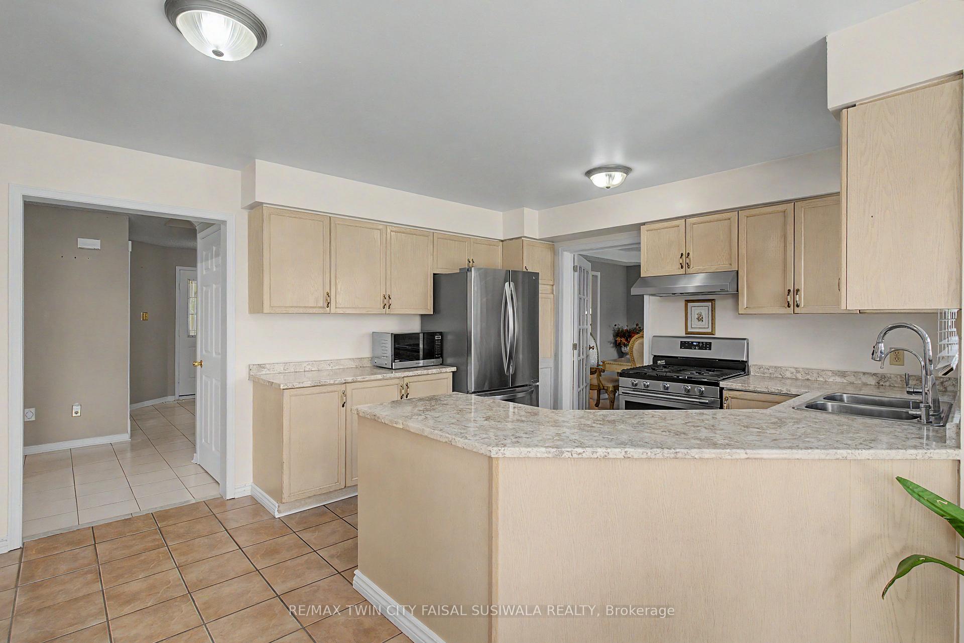 Photo 19 of 194 Glenvalley Drive, Cambridge, Clemens Mills/Saginaw — HOMEH