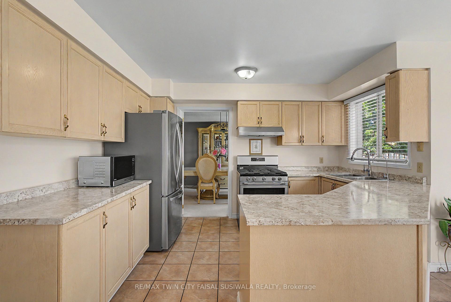 Photo 21 of 194 Glenvalley Drive, Cambridge, Clemens Mills/Saginaw — HOMEH