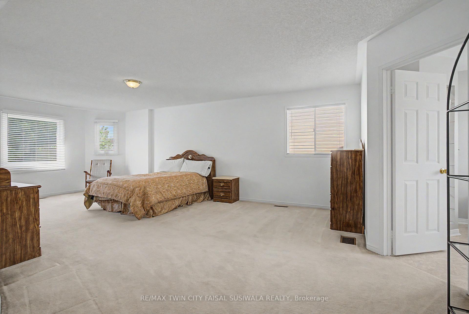 Photo 30 of 194 Glenvalley Drive, Cambridge, Clemens Mills/Saginaw — HOMEH