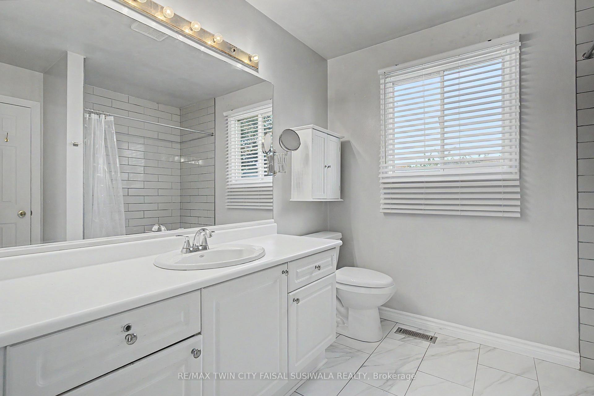 Photo 37 of 194 Glenvalley Drive, Cambridge, Clemens Mills/Saginaw — HOMEH
