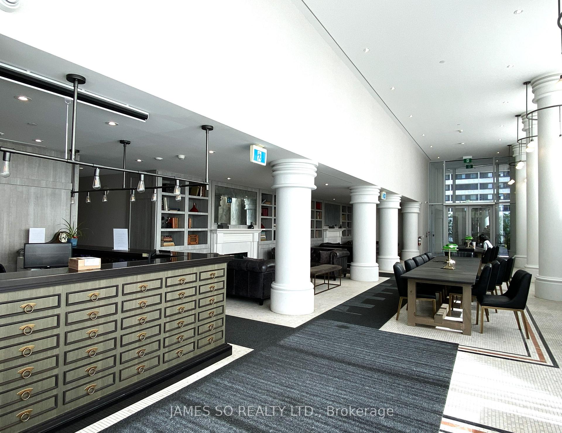 Photo 2 of Unit 916, 33 Helendale Avenue, Toronto, Yonge-Eglinton — HOMEH