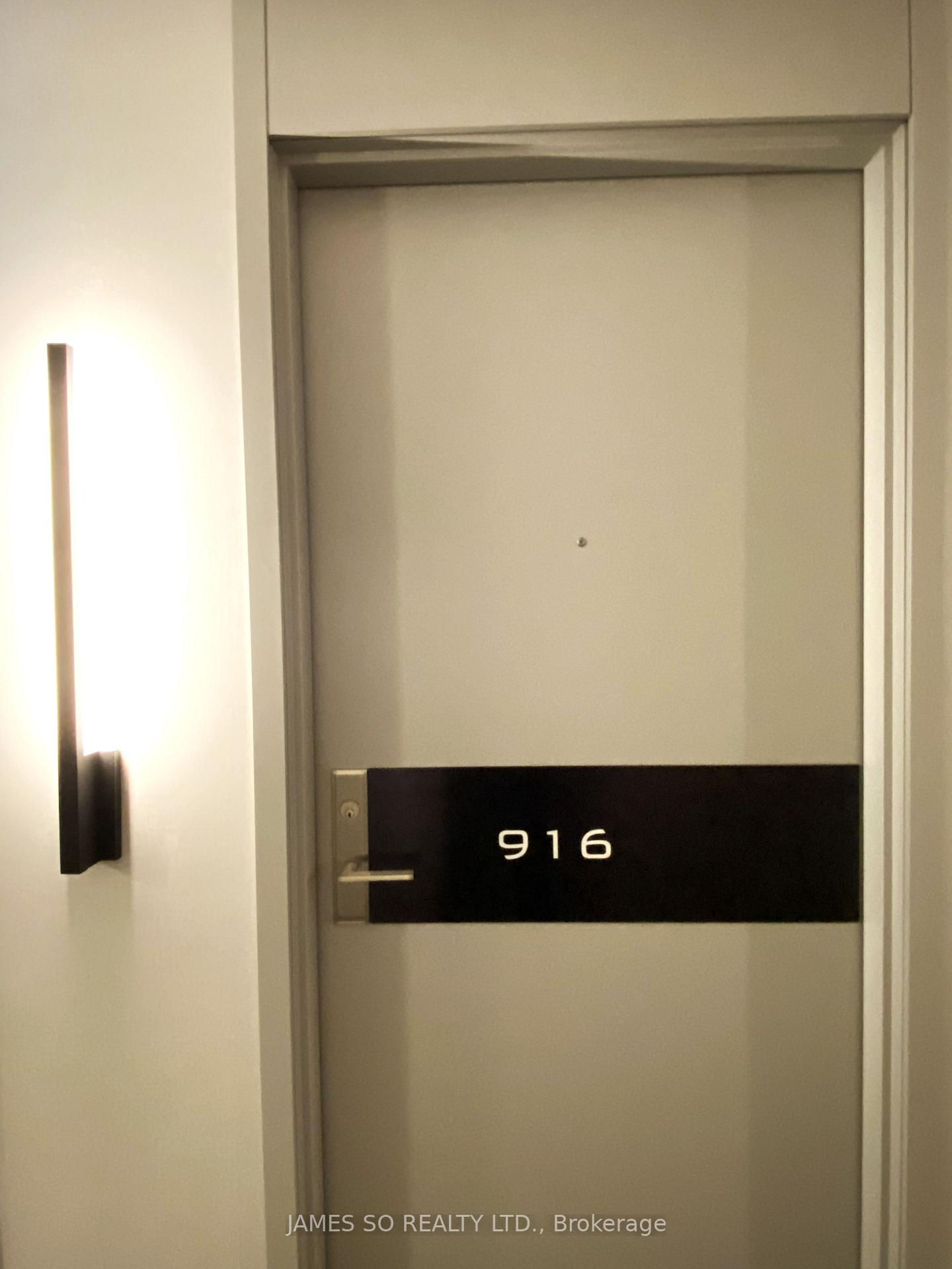 Photo 3 of Unit 916, 33 Helendale Avenue, Toronto, Yonge-Eglinton — HOMEH