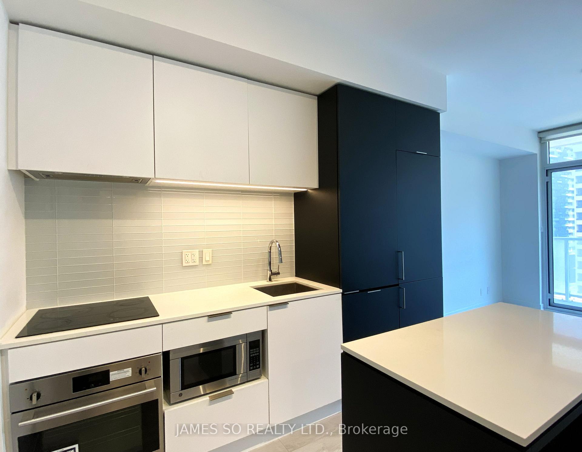 Photo 9 of Unit 916, 33 Helendale Avenue, Toronto, Yonge-Eglinton — HOMEH