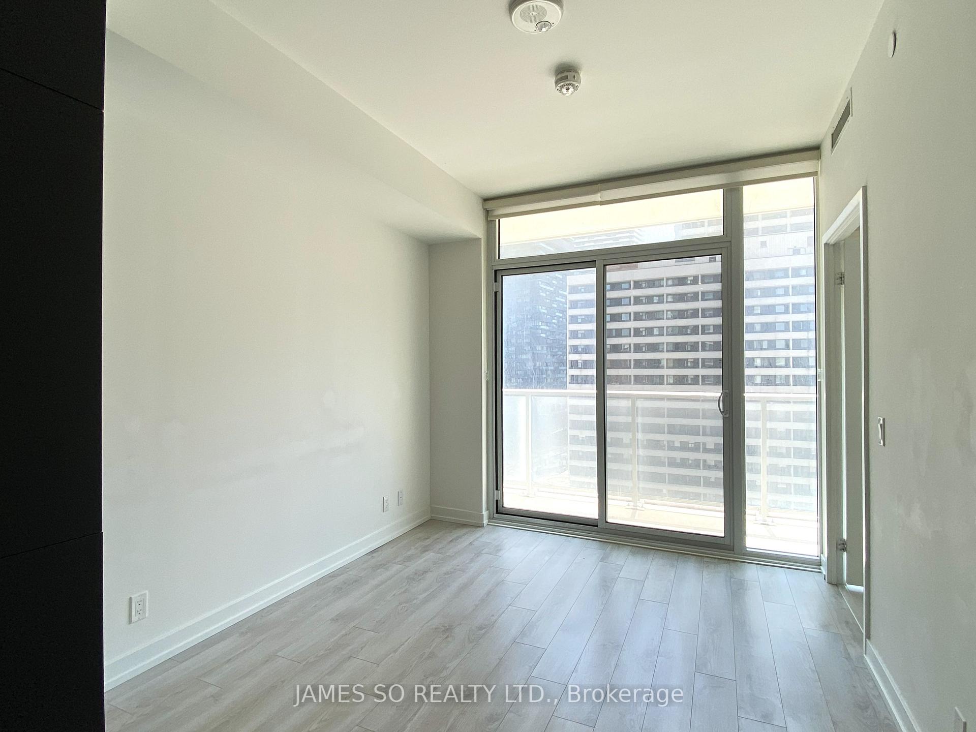 Photo 12 of Unit 916, 33 Helendale Avenue, Toronto, Yonge-Eglinton — HOMEH