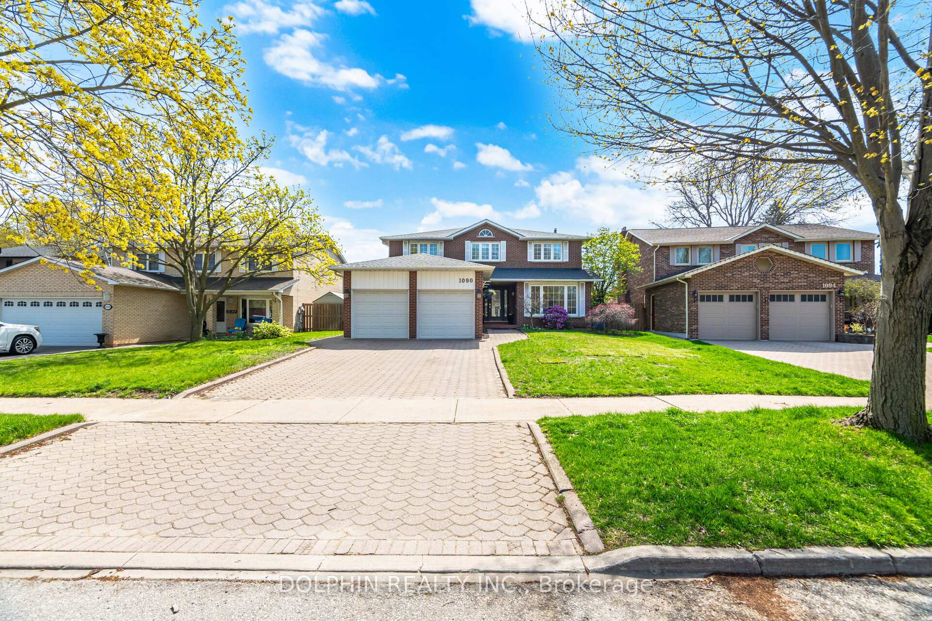 Photo 2 of 1090 Vanier Drive, Mississauga, Lorne Park — HOMEH