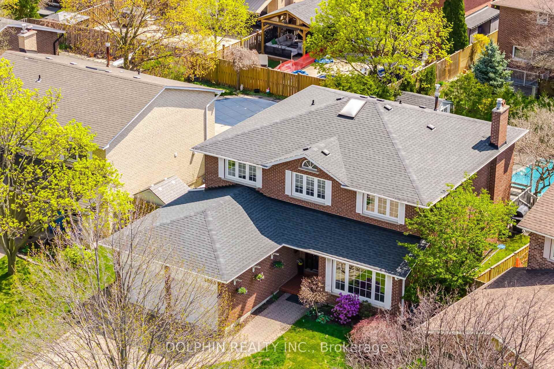Photo 3 of 1090 Vanier Drive, Mississauga, Lorne Park — HOMEH