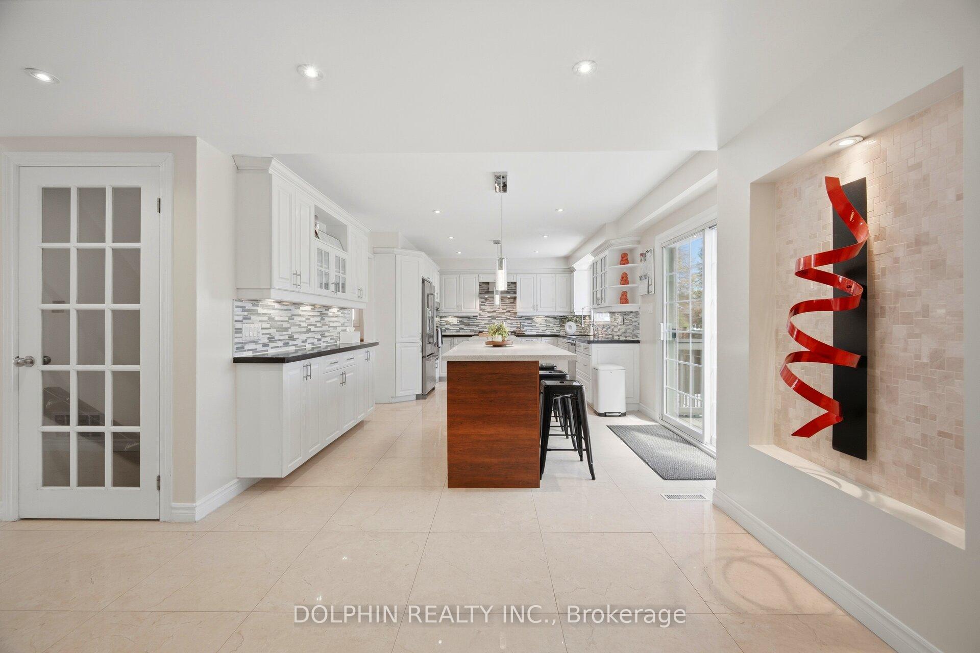 Photo 7 of 1090 Vanier Drive, Mississauga, Lorne Park — HOMEH