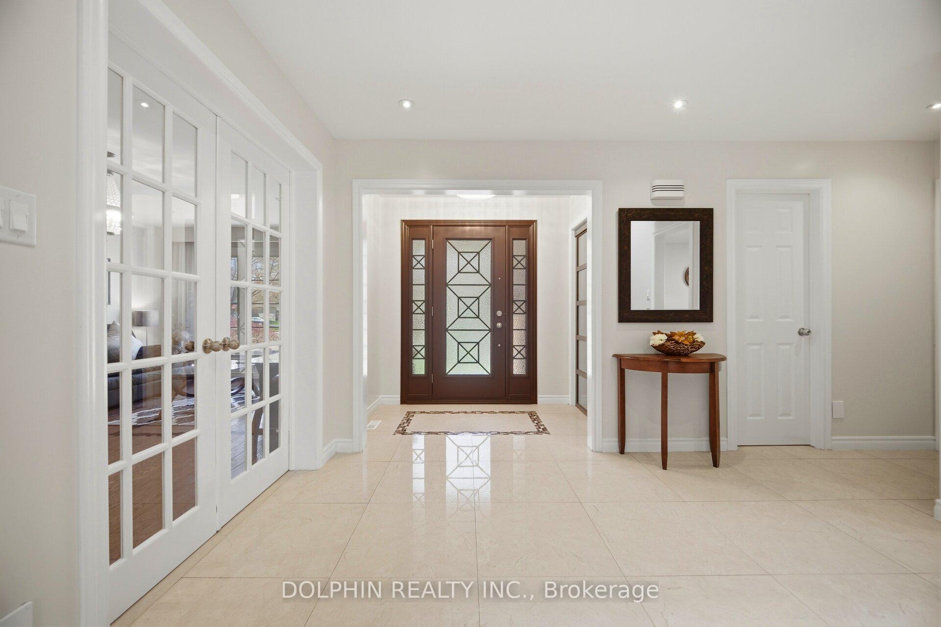 Photo 13 of 1090 Vanier Drive, Mississauga, Lorne Park — HOMEH