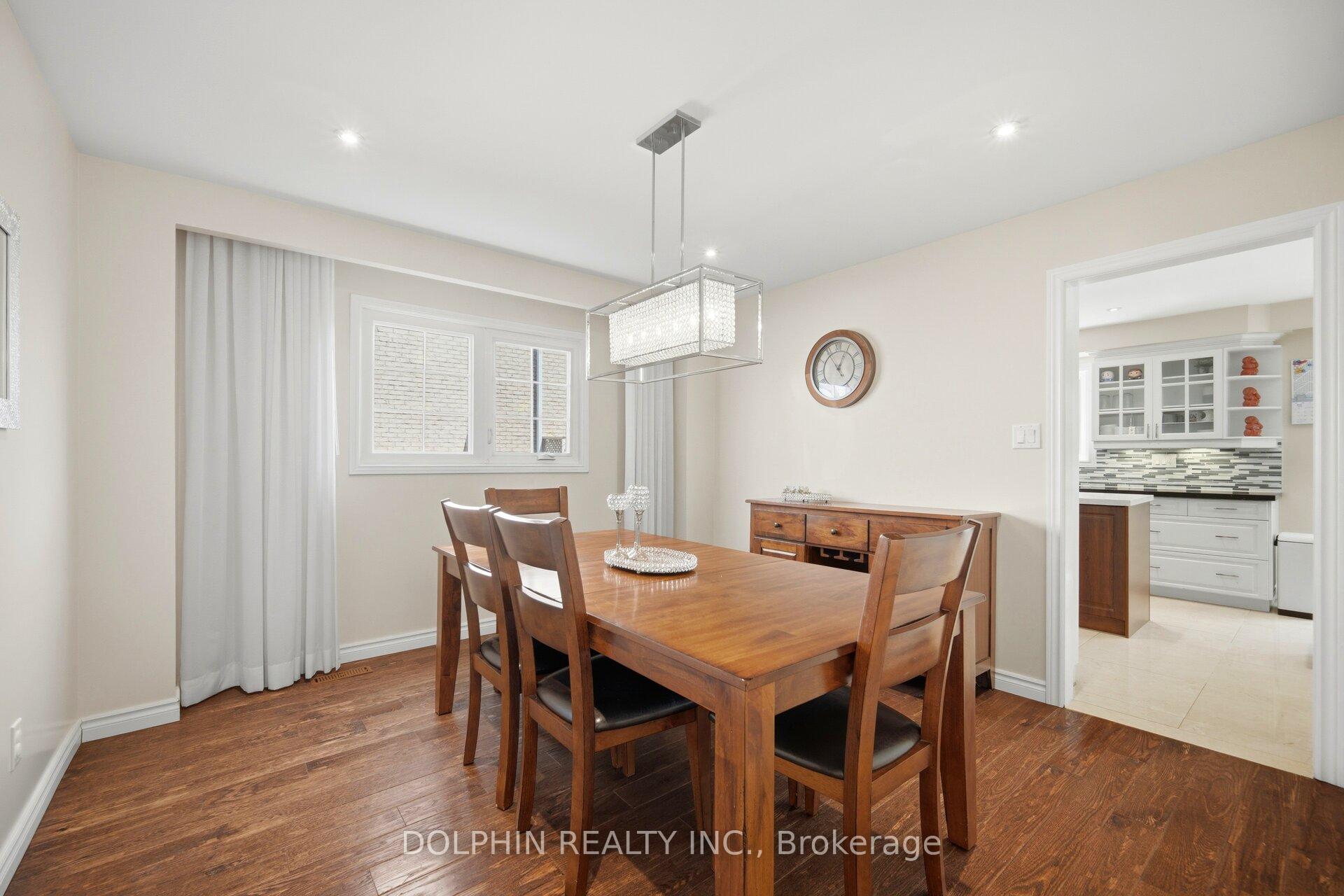 Photo 15 of 1090 Vanier Drive, Mississauga, Lorne Park — HOMEH