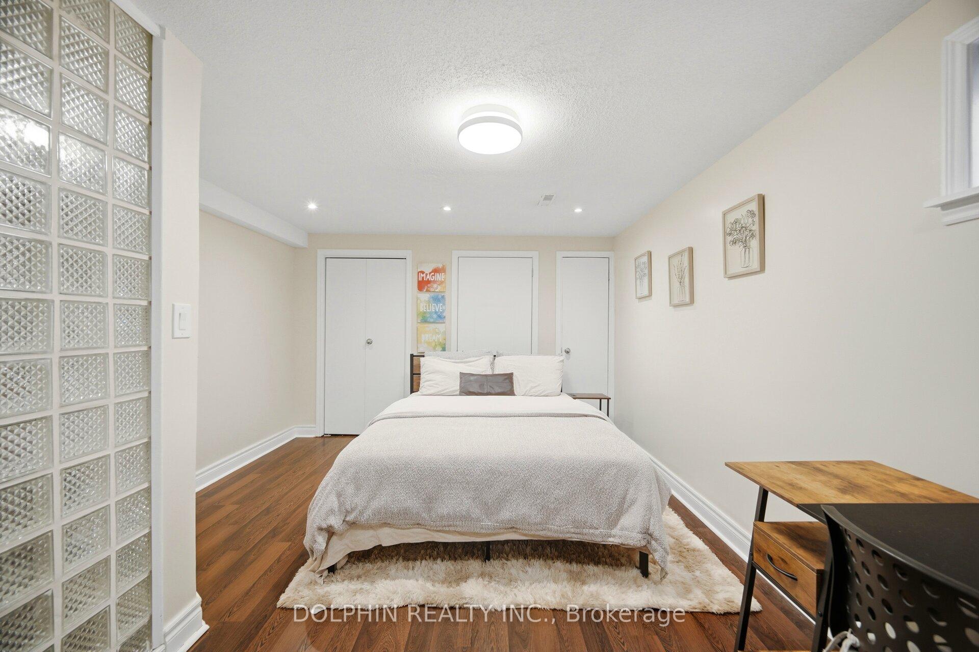 Photo 35 of 1090 Vanier Drive, Mississauga, Lorne Park — HOMEH