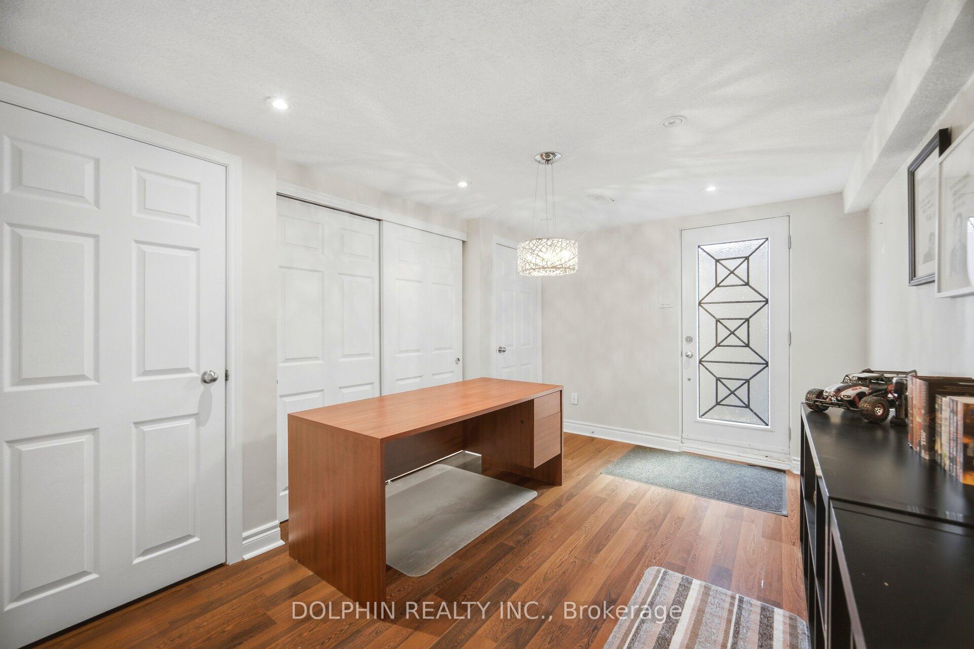 Photo 36 of 1090 Vanier Drive, Mississauga, Lorne Park — HOMEH