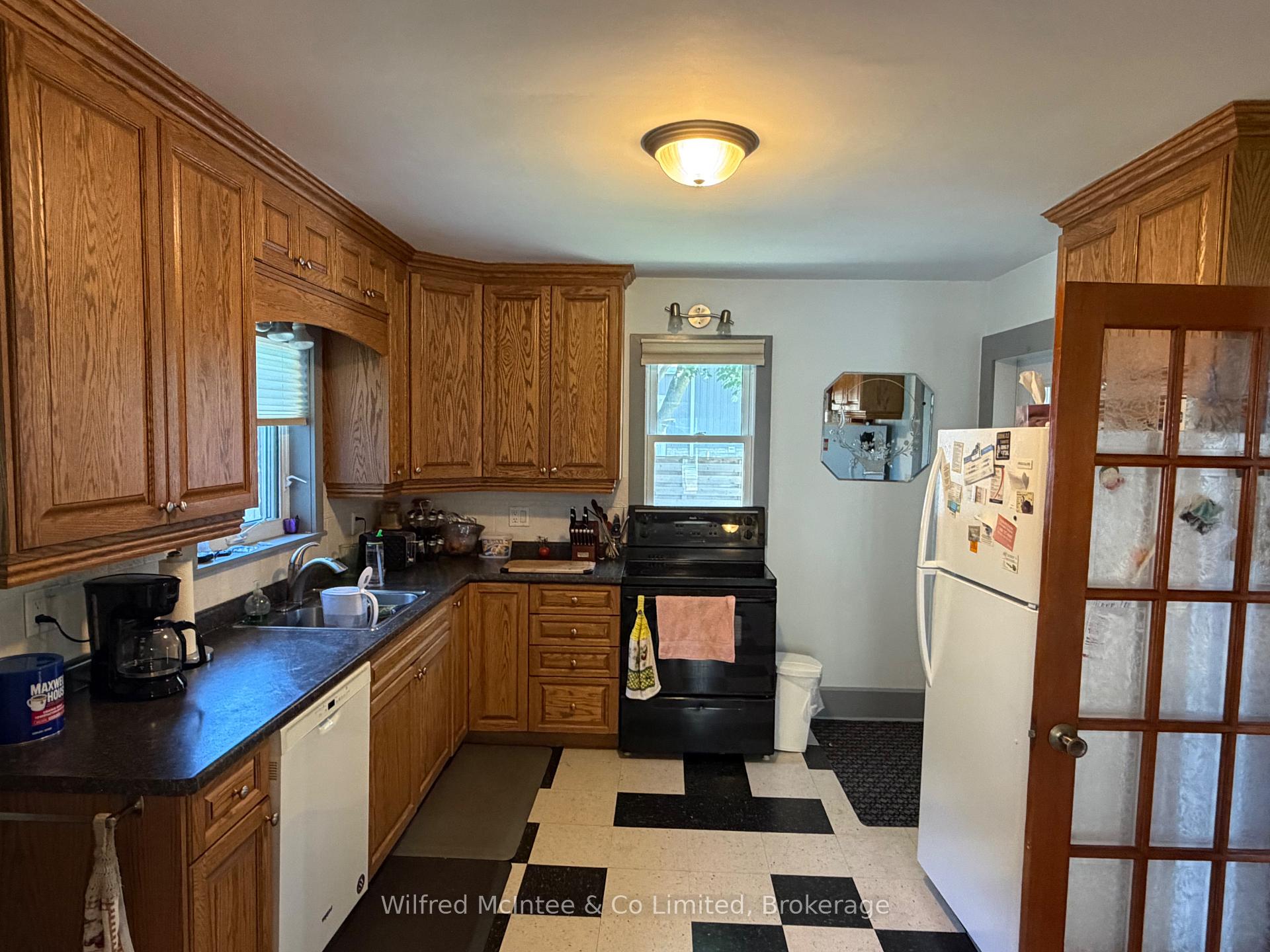 Photo 17 of 393 7th Avenue, Hanover — HOMEH