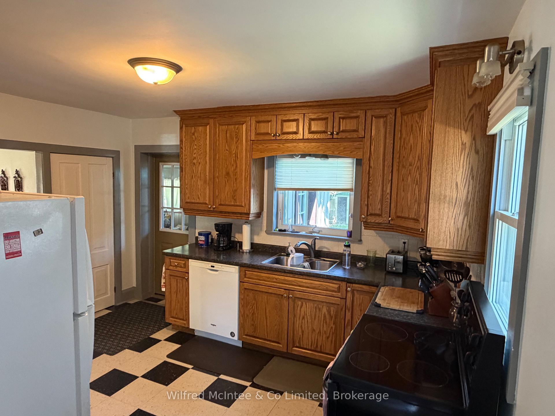 Photo 19 of 393 7th Avenue, Hanover — HOMEH