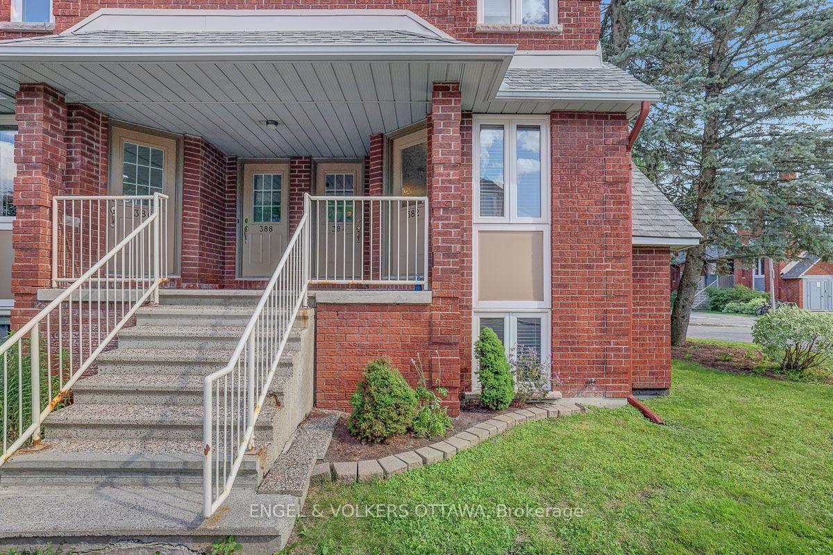 Photo 1 of Unit 1, 382 Briston Private, Ottawa, Hunt Club Park — HOMEH
