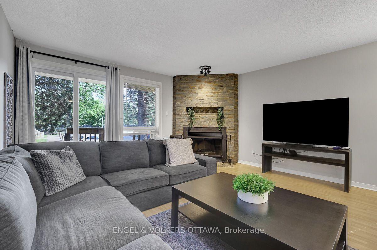 Photo 20 of Unit 1, 382 Briston Private, Ottawa, Hunt Club Park — HOMEH