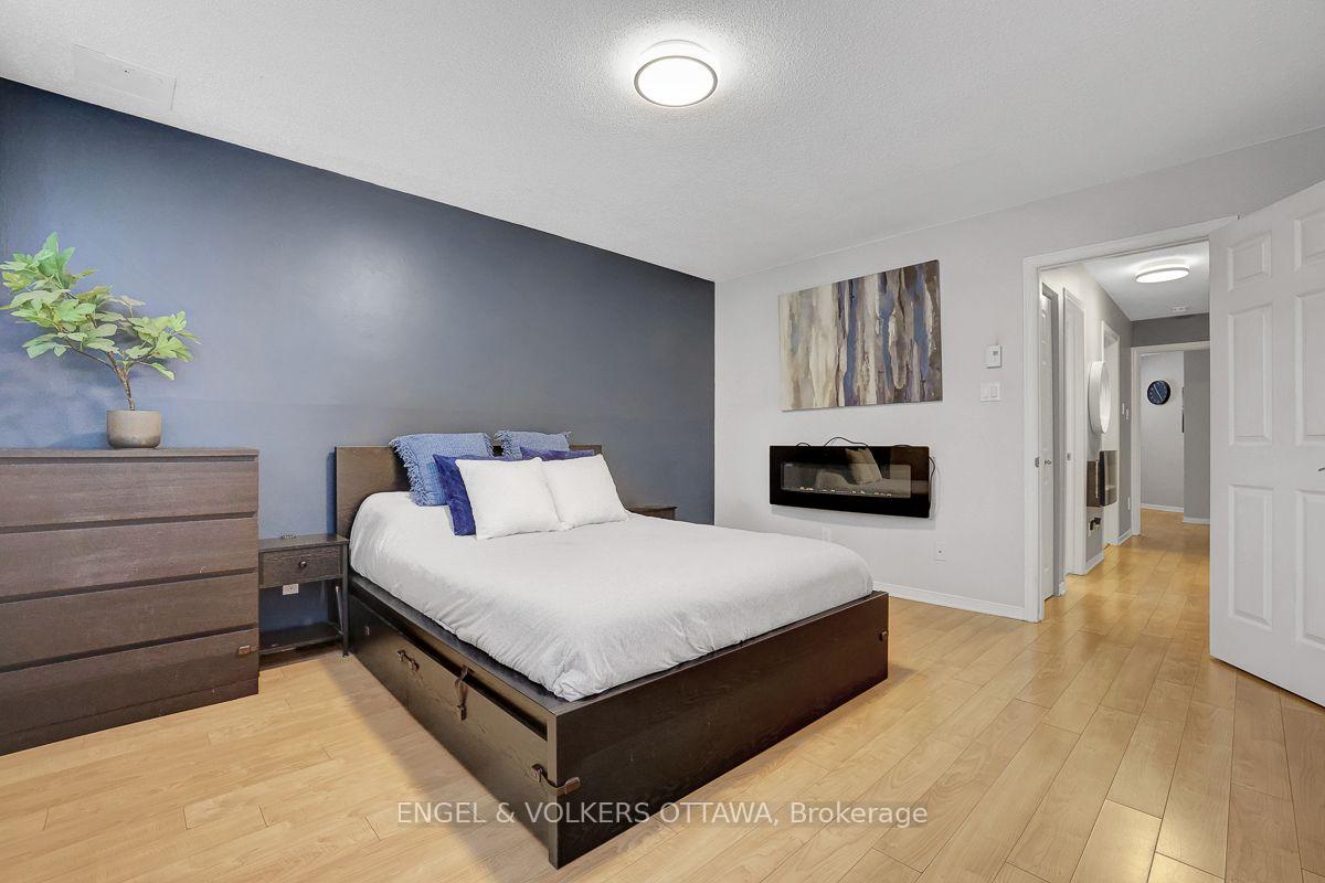 Photo 25 of Unit 1, 382 Briston Private, Ottawa, Hunt Club Park — HOMEH