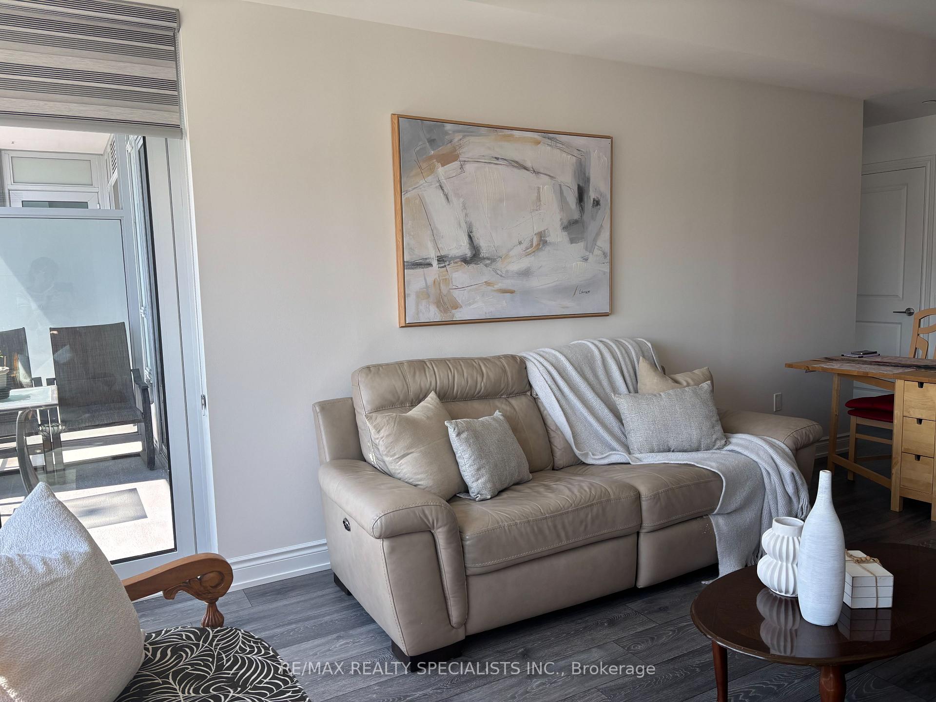 Photo 8 of Unit 226, 1050 Main Street E, Milton, Dempsey — HOMEH