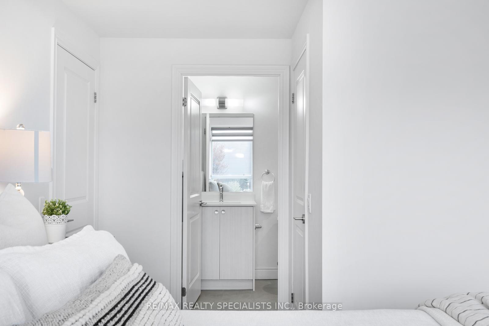 Photo 18 of Unit 226, 1050 Main Street E, Milton, Dempsey — HOMEH