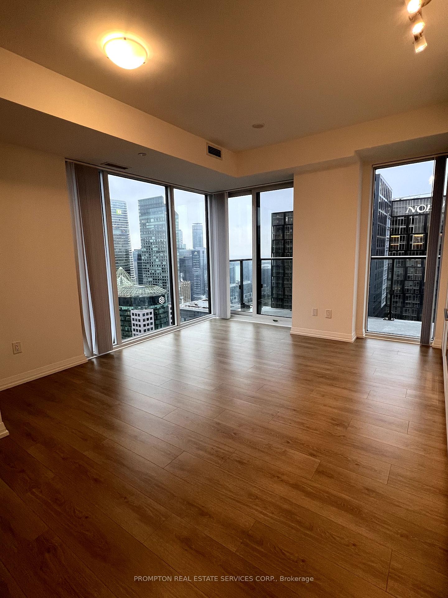 Photo 3 of Unit 4909, 8 Widmer Street, Toronto, Waterfront Communities — HOMEH