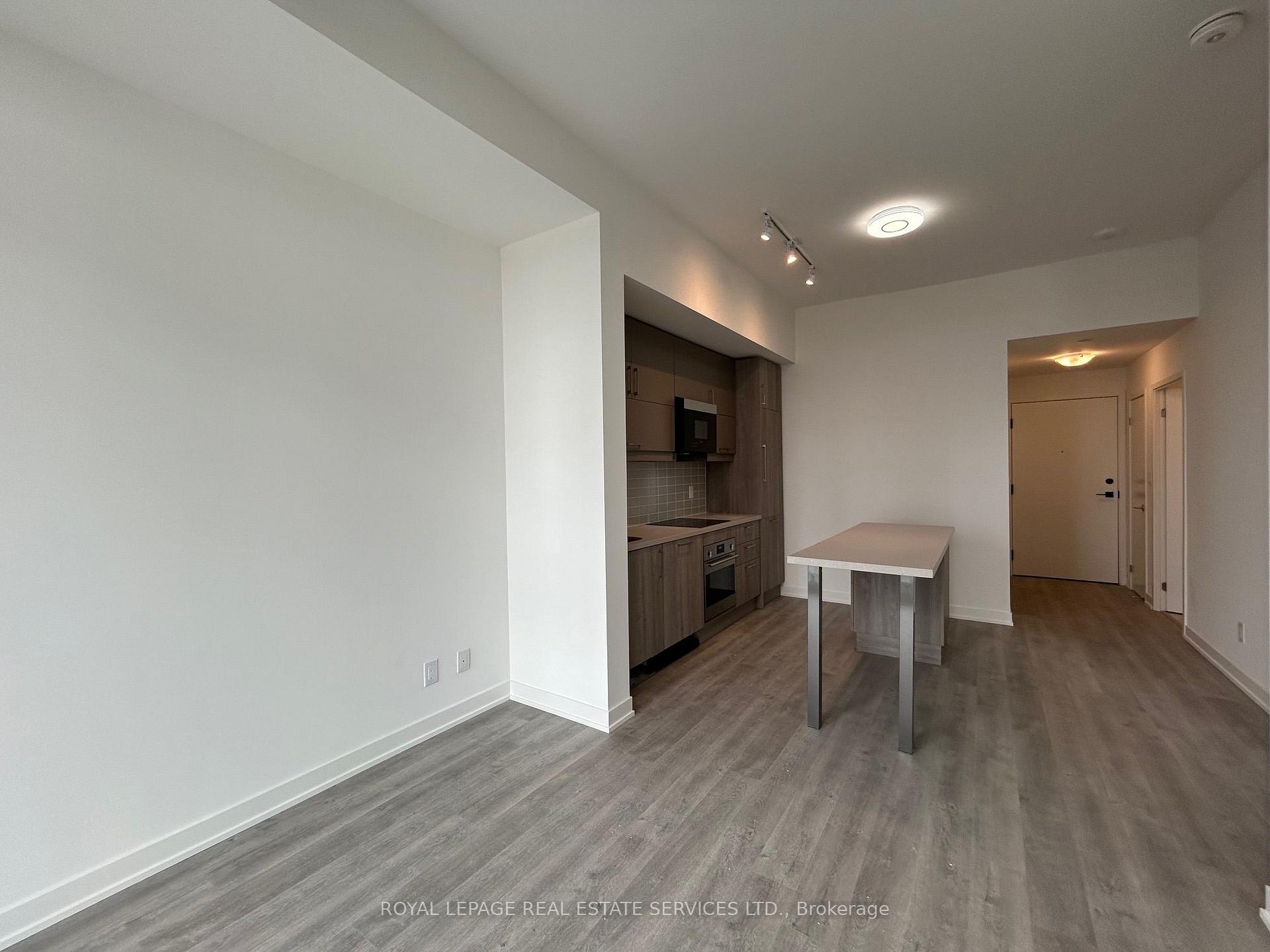 Photo 7 of Unit 1402, 8119 Birchmount Road, Markham, Unionville — HOMEH