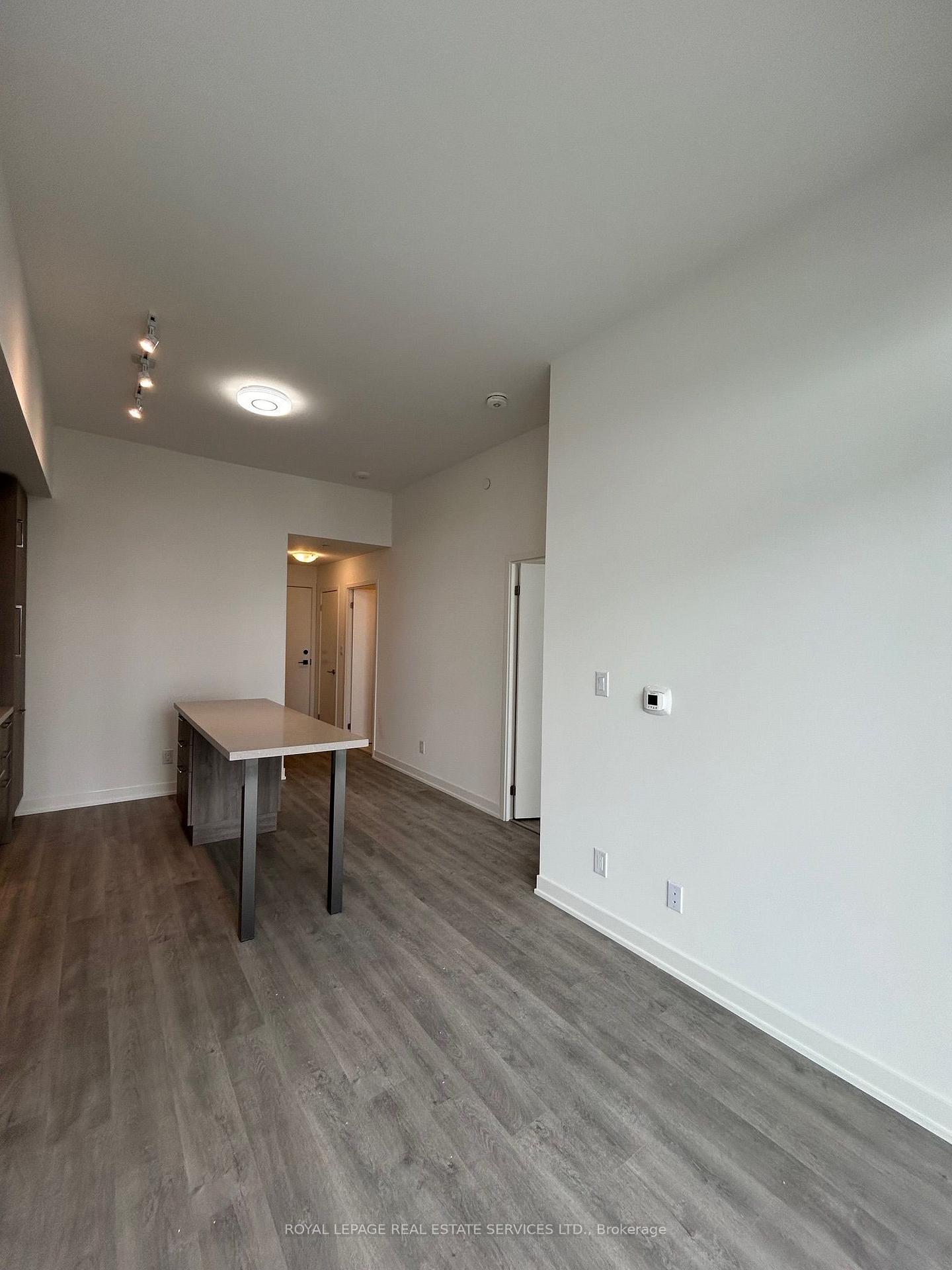 Photo 9 of Unit 1402, 8119 Birchmount Road, Markham, Unionville — HOMEH