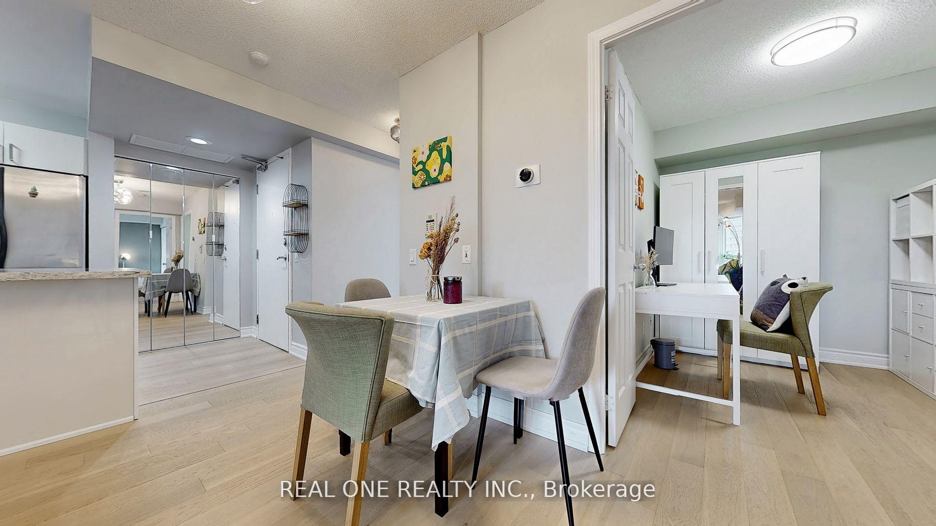 Photo 8 of Unit 501, 153 Beecroft Road, North York, Lansing-Westgate — HOMEH