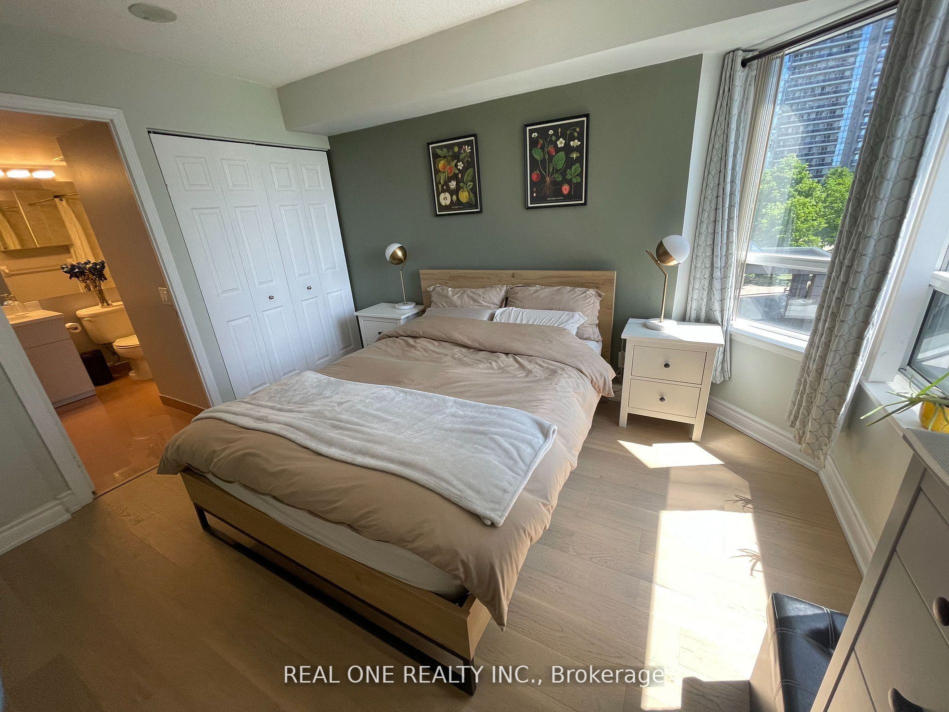 Photo 14 of Unit 501, 153 Beecroft Road, North York, Lansing-Westgate — HOMEH