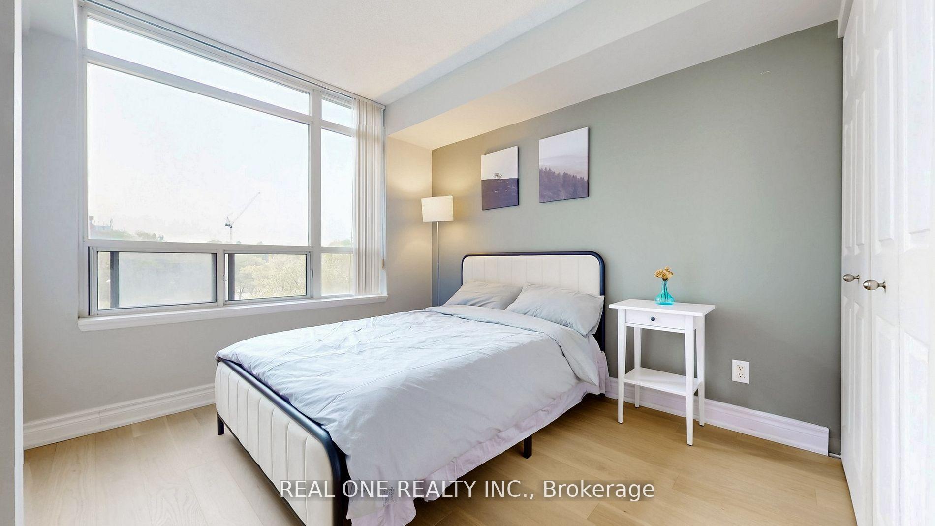 Photo 16 of Unit 501, 153 Beecroft Road, North York, Lansing-Westgate — HOMEH
