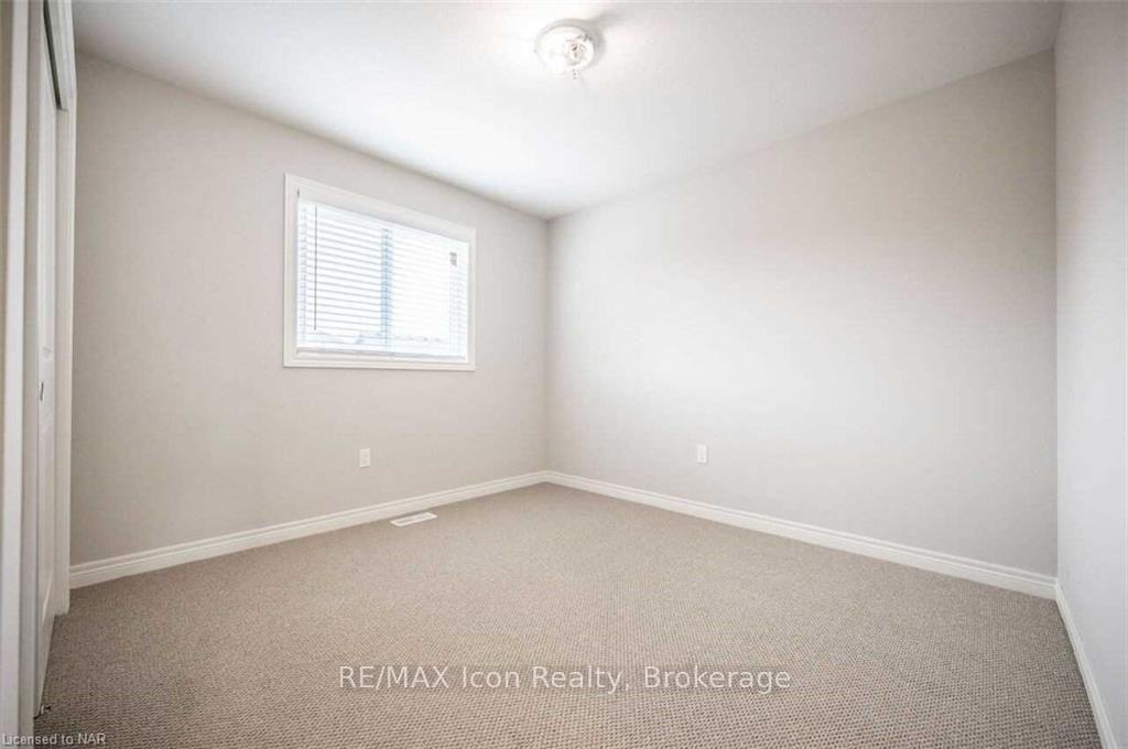 Photo 17 of 135 Acacia Avenue, Pelham, Fonthill — HOMEH