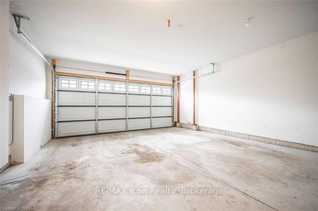 Photo 21 of 135 Acacia Avenue, Pelham, Fonthill — HOMEH