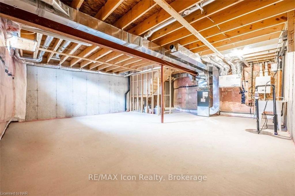 Photo 23 of 135 Acacia Avenue, Pelham, Fonthill — HOMEH