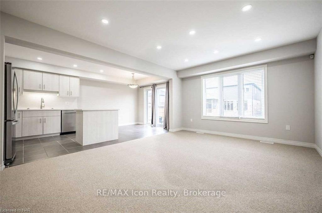 Photo 26 of 135 Acacia Avenue, Pelham, Fonthill — HOMEH