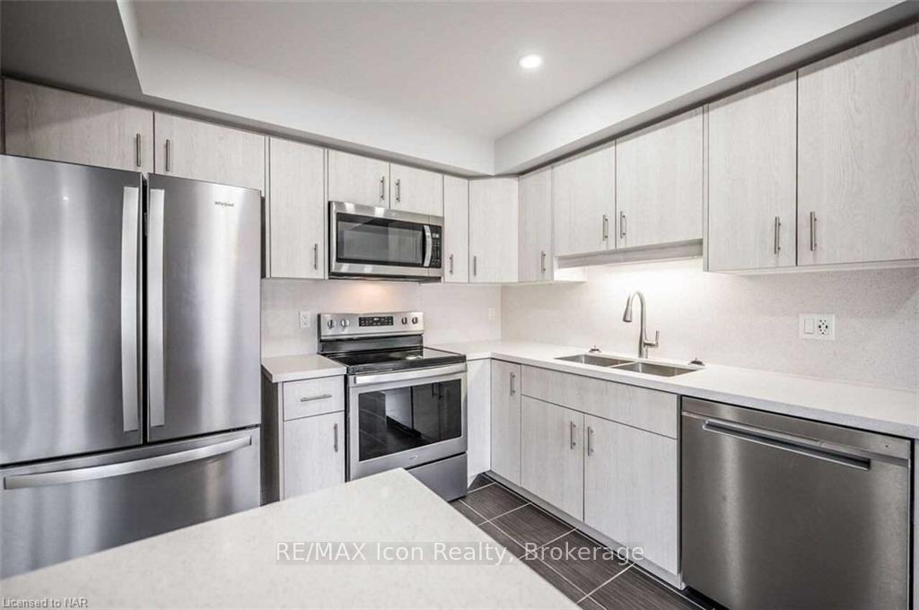 Photo 32 of 135 Acacia Avenue, Pelham, Fonthill — HOMEH