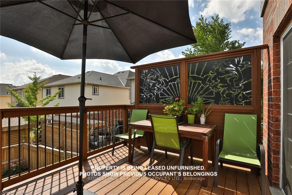 Photo 17 of 155 Truedell Circle, Hamilton, Waterdown — HOMEH