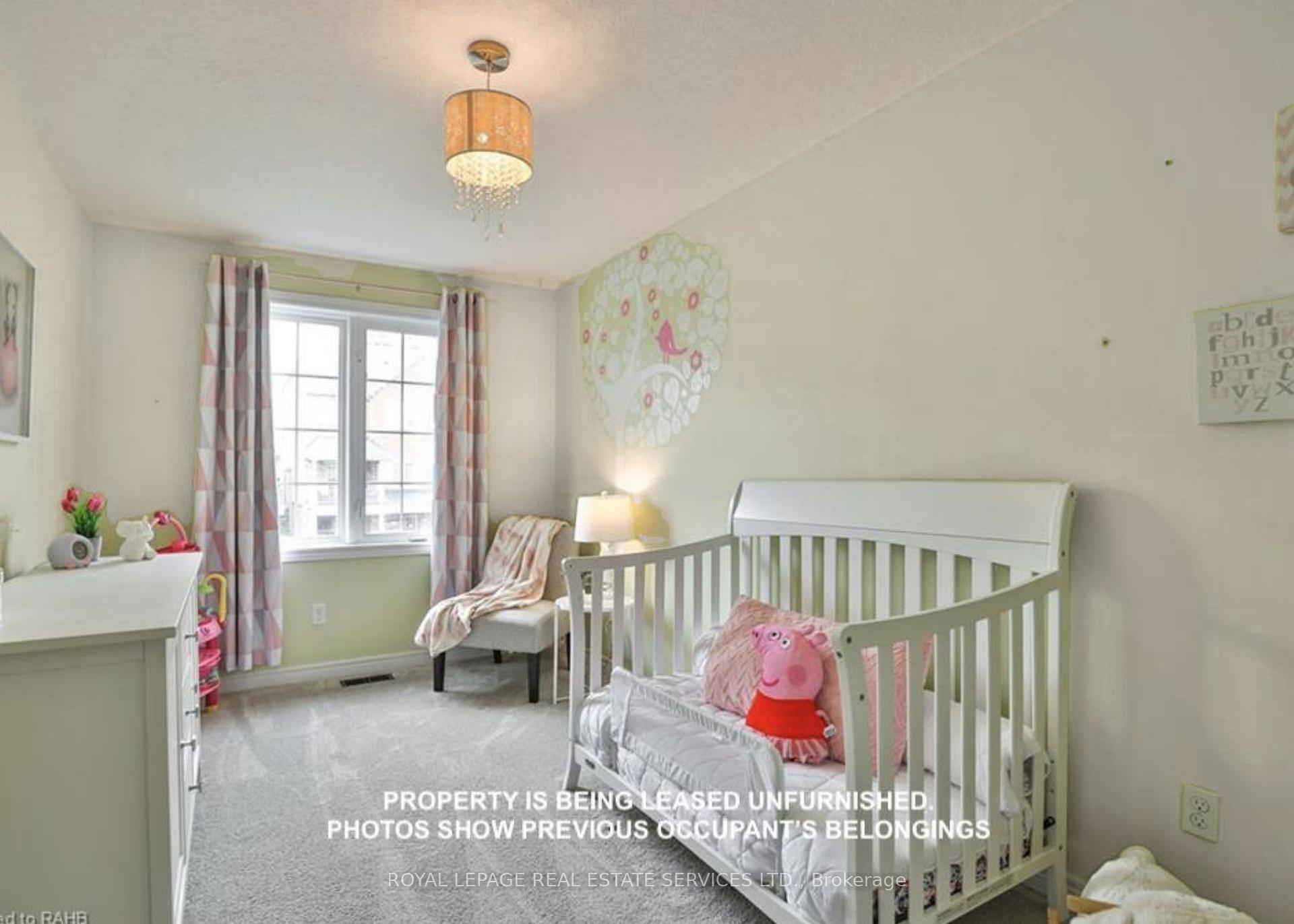Photo 24 of 155 Truedell Circle, Hamilton, Waterdown — HOMEH
