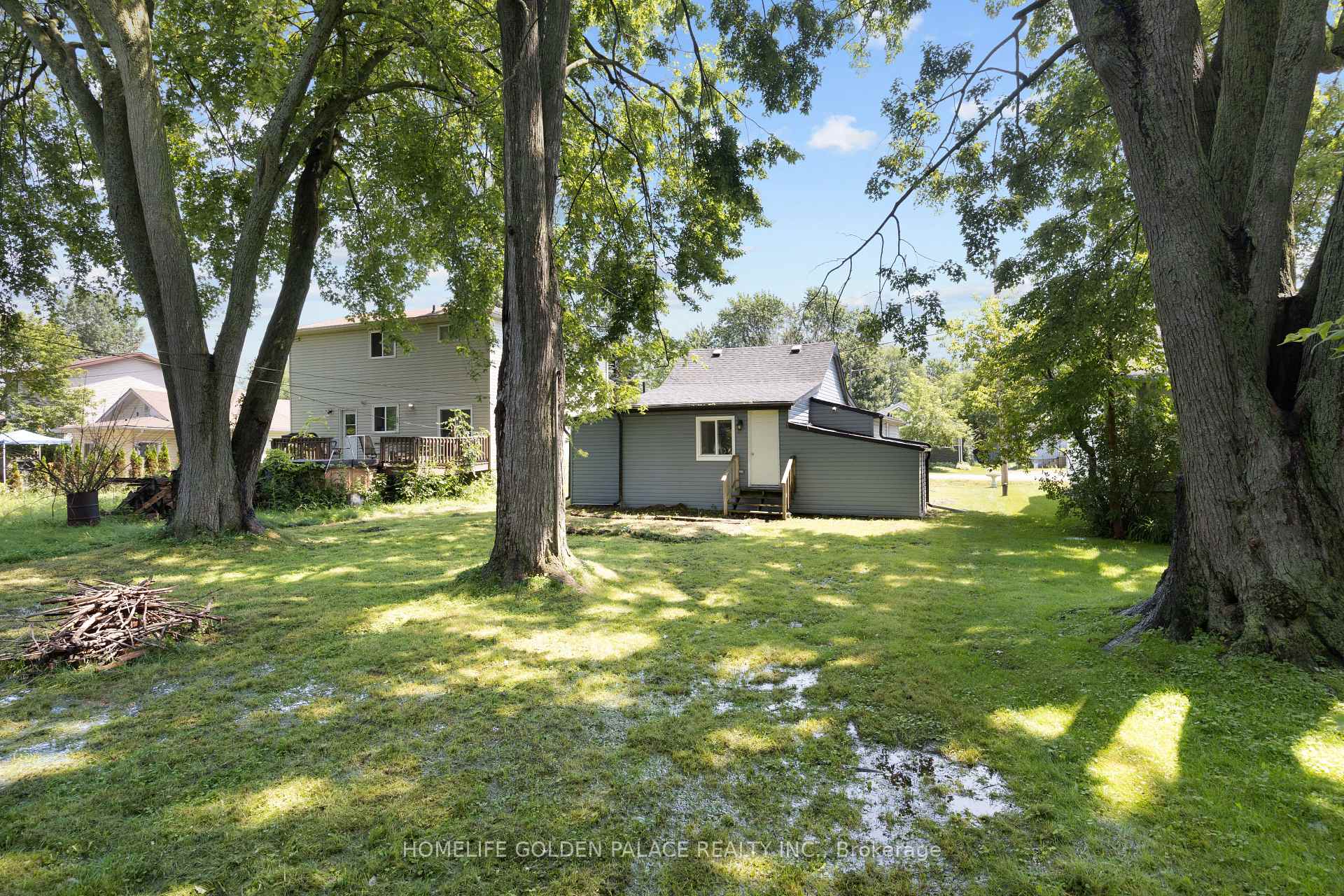 Photo 11 of 194 Beach Road, Georgina, Keswick North — HOMEH