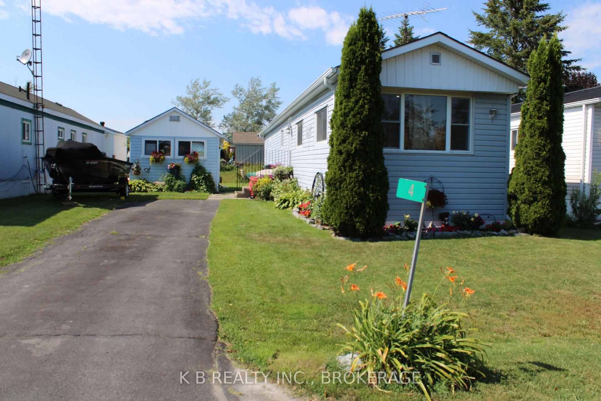 Photo of 4 Cedar Street W