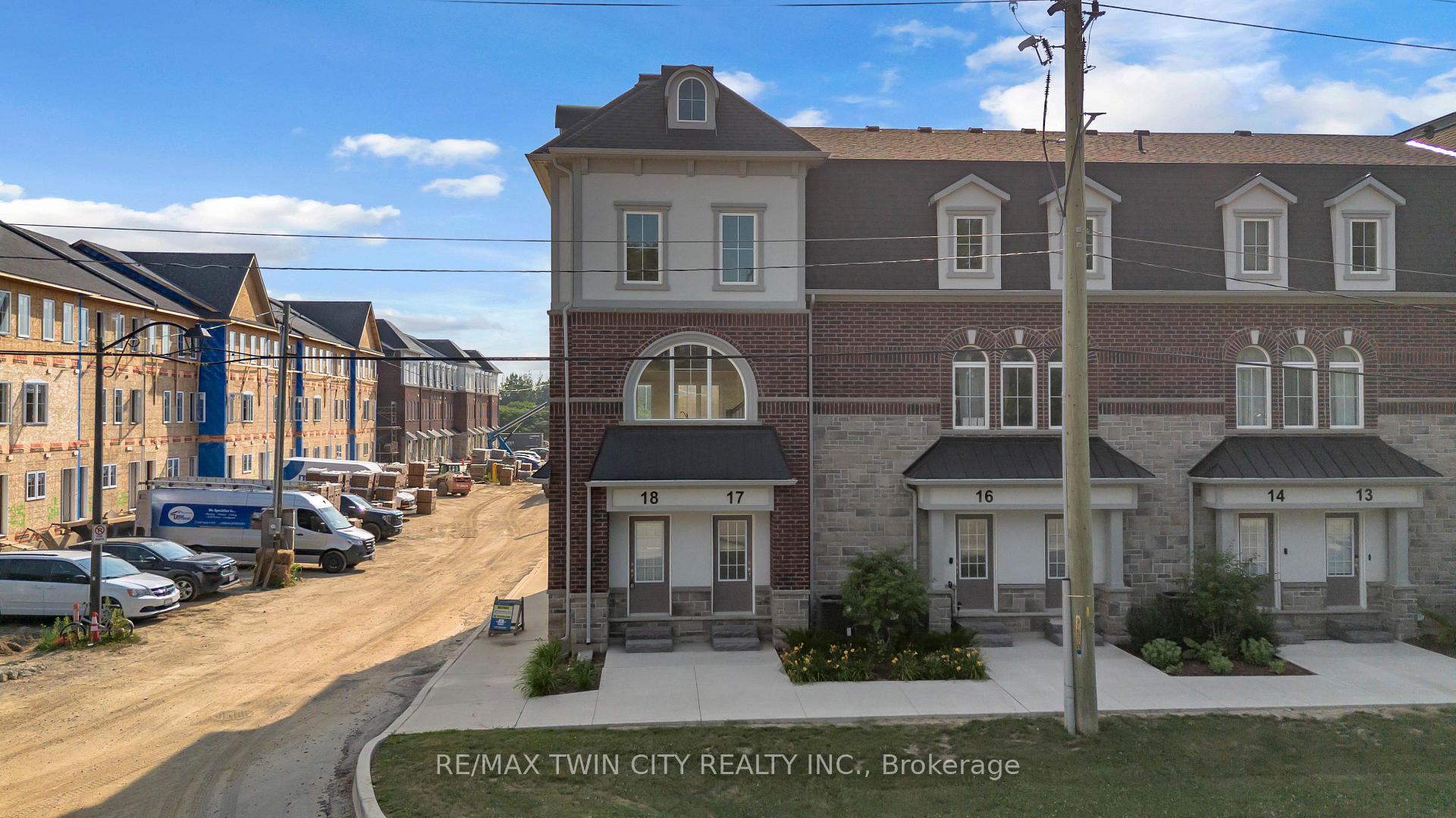 Photo 10 of Unit 17, 677 Park Road N, Brantford, Lynden Hills — HOMEH