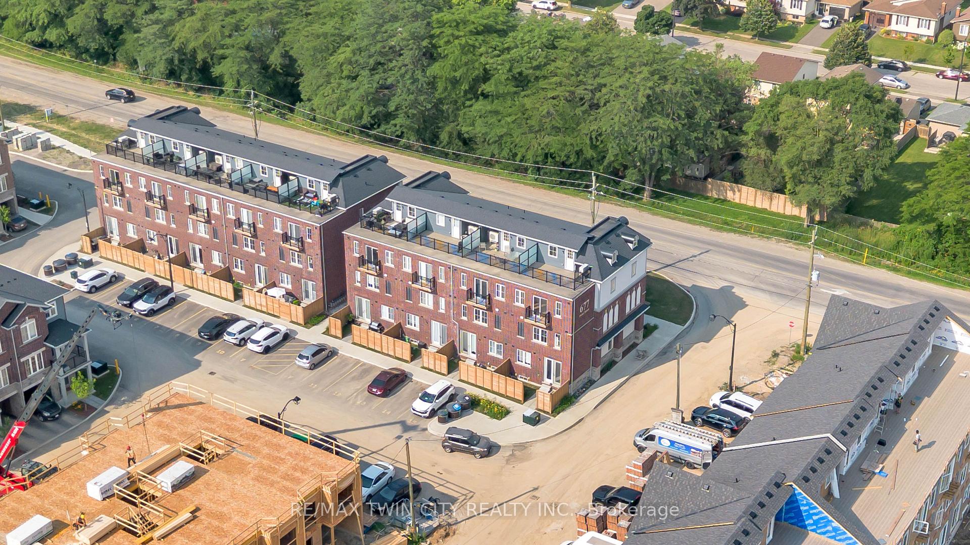 Photo 12 of Unit 17, 677 Park Road N, Brantford, Lynden Hills — HOMEH