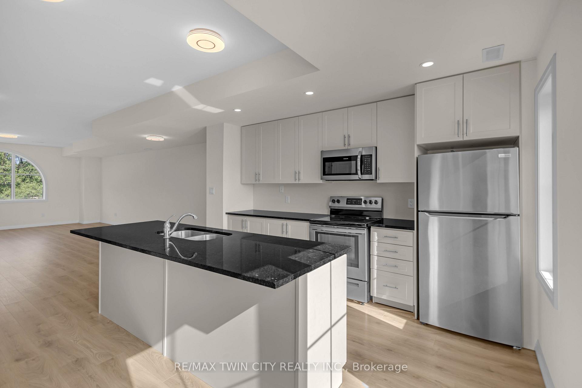 Photo 19 of Unit 17, 677 Park Road N, Brantford, Lynden Hills — HOMEH