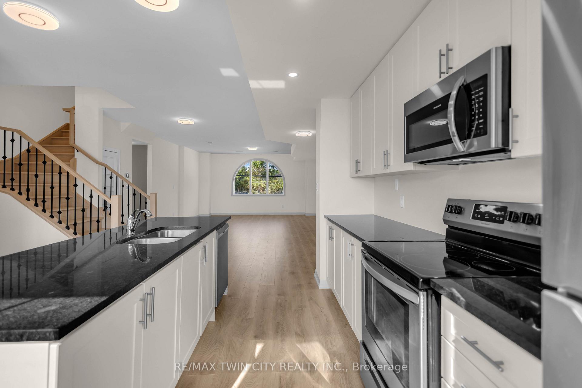 Photo 22 of Unit 17, 677 Park Road N, Brantford, Lynden Hills — HOMEH