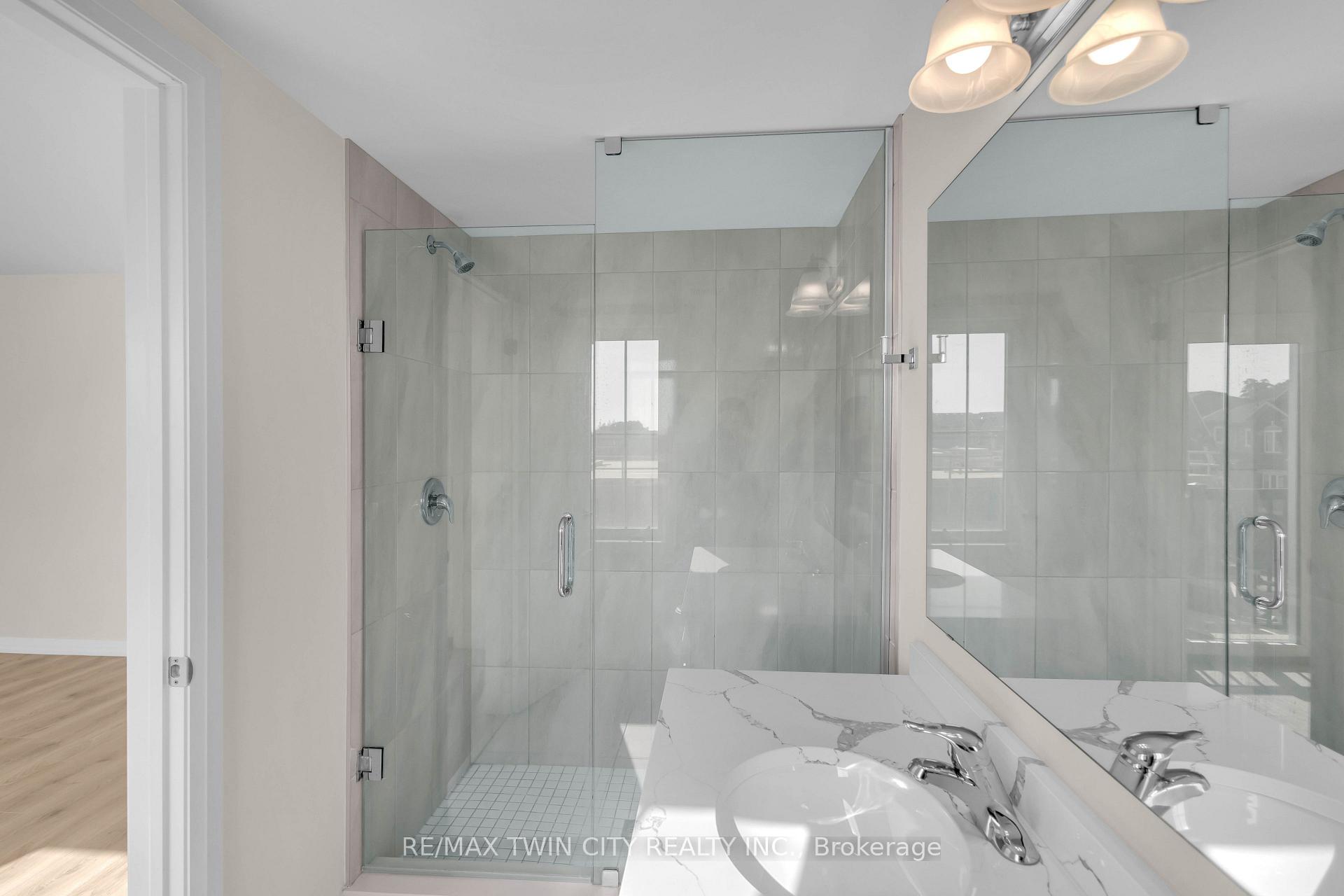 Photo 33 of Unit 17, 677 Park Road N, Brantford, Lynden Hills — HOMEH