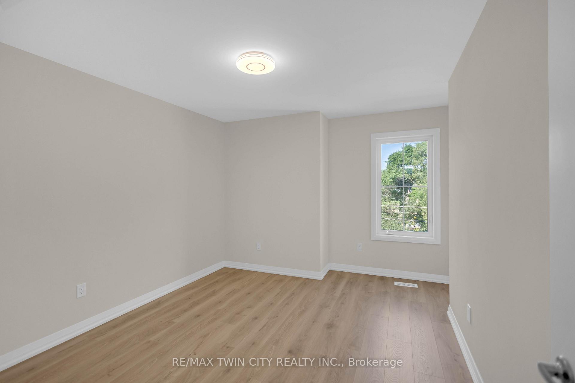 Photo 35 of Unit 17, 677 Park Road N, Brantford, Lynden Hills — HOMEH