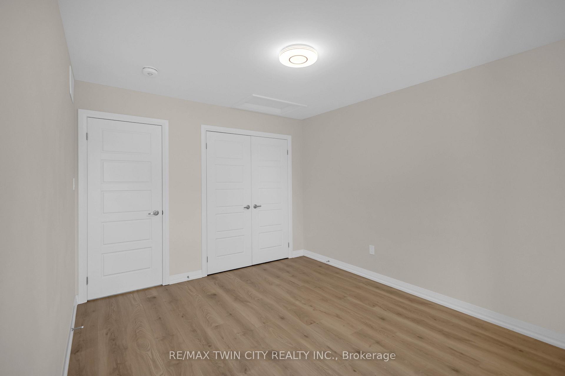 Photo 36 of Unit 17, 677 Park Road N, Brantford, Lynden Hills — HOMEH