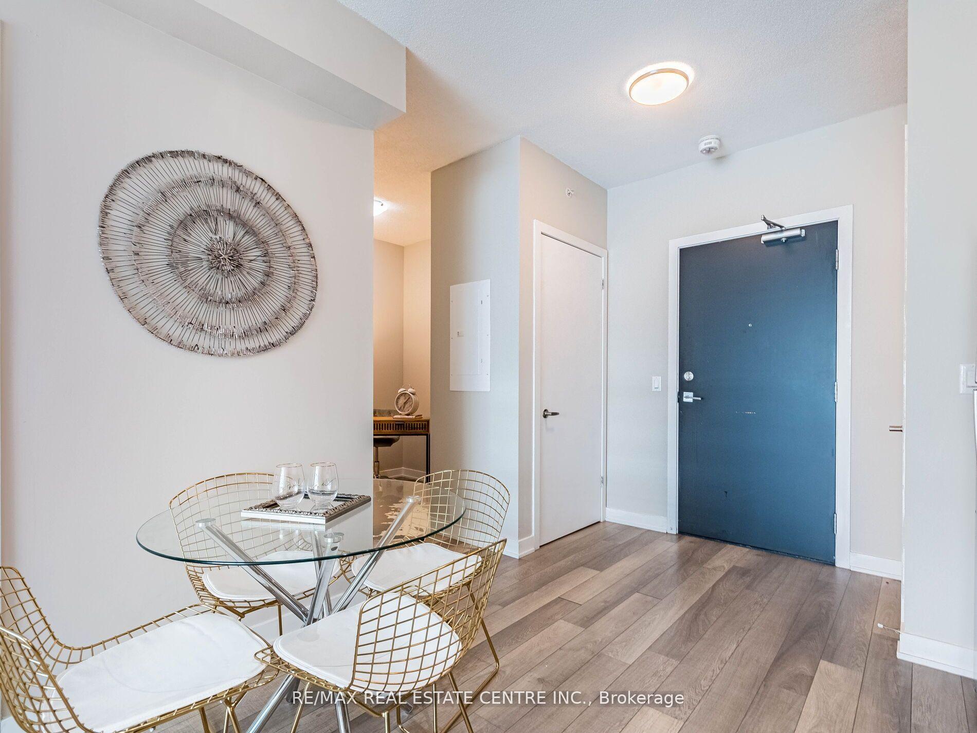 Photo 6 of Unit B314, 5240 Dundas Street, Burlington, Orchard — HOMEH