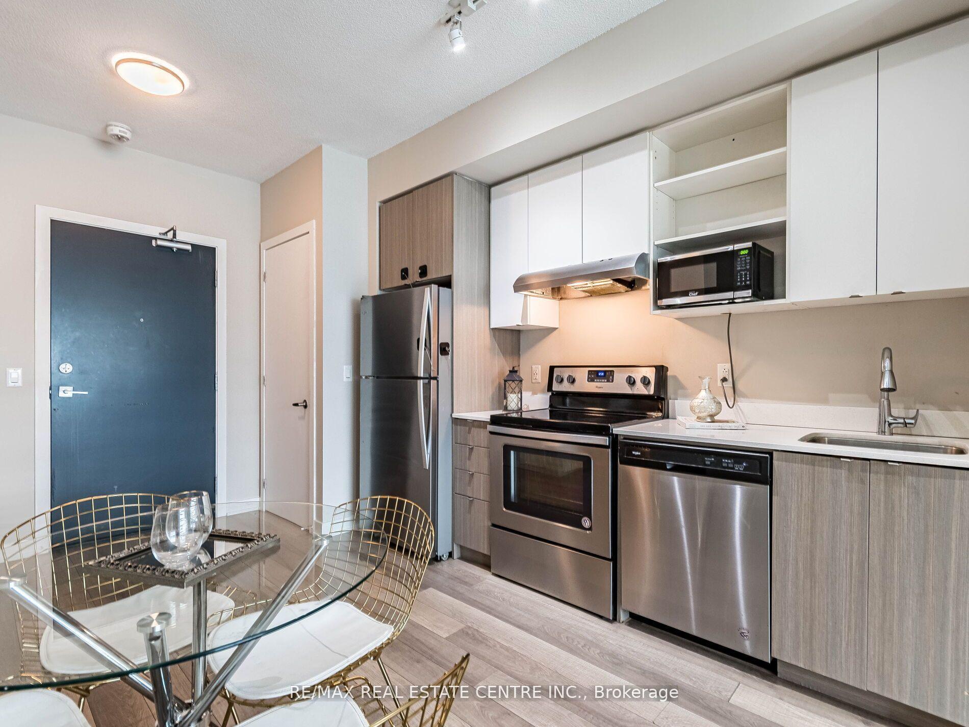 Photo 7 of Unit B314, 5240 Dundas Street, Burlington, Orchard — HOMEH