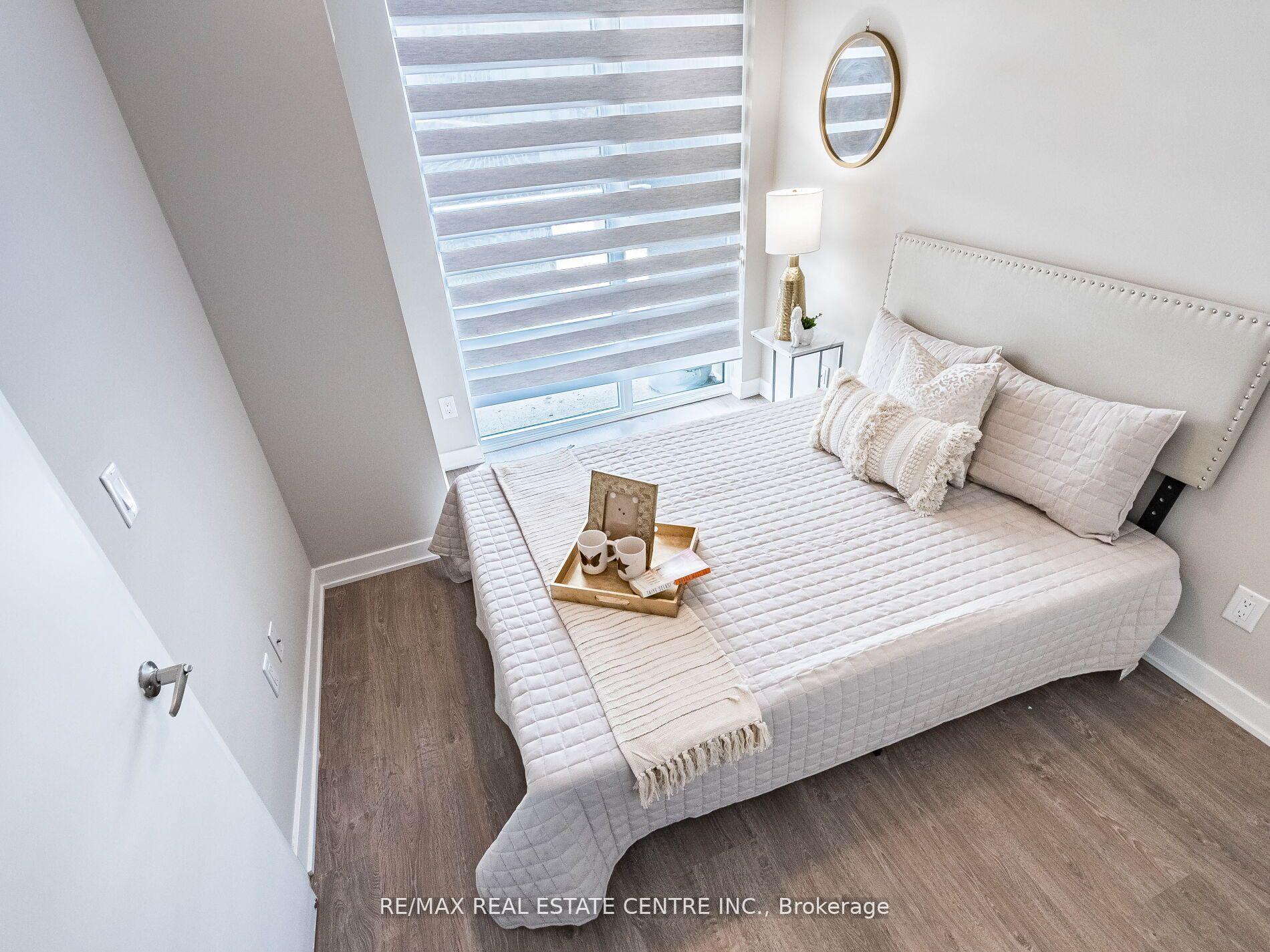 Photo 14 of Unit B314, 5240 Dundas Street, Burlington, Orchard — HOMEH