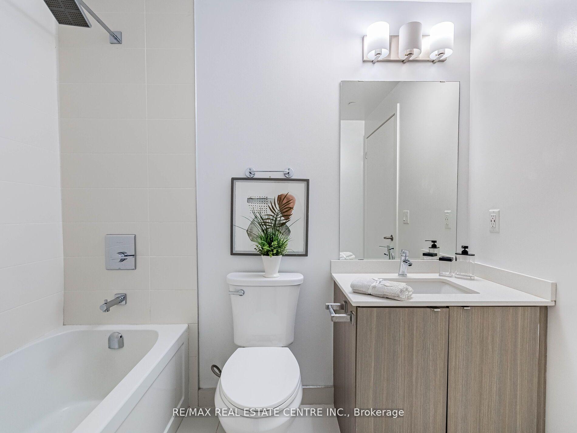 Photo 19 of Unit B314, 5240 Dundas Street, Burlington, Orchard — HOMEH