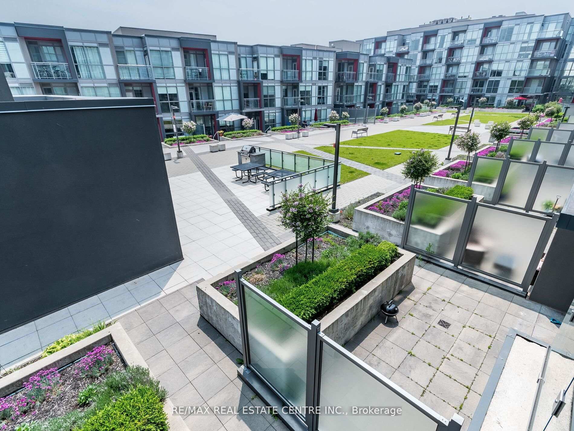 Photo 24 of Unit B314, 5240 Dundas Street, Burlington, Orchard — HOMEH