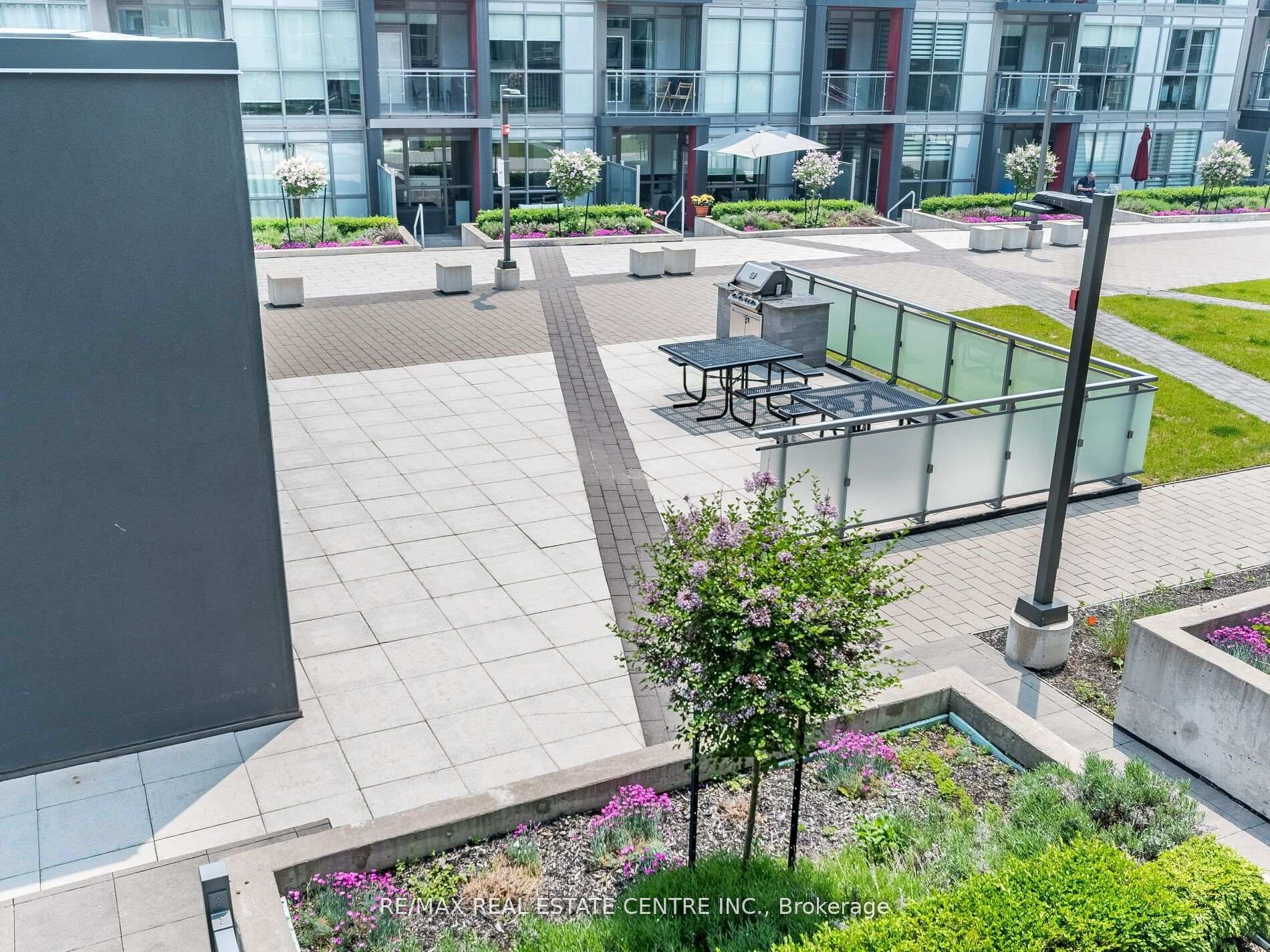 Photo 25 of Unit B314, 5240 Dundas Street, Burlington, Orchard — HOMEH